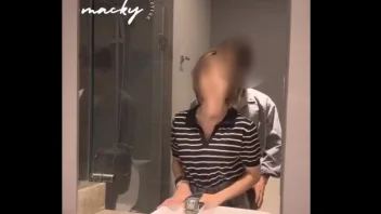 เด็ดๆ น้องแม็คกี้โชว์เสียวในห้องน้ำกับแฟนสุดฟิน mackyykk