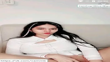 MLIVE Pimnalin วัยรุ่นสาวไทยช่วยตัวเองสุดเสียว โชว์ลีลานิ้วเทพ