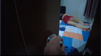 ห้องลับ PORN XXX เลียหียกซด จับเย็ดสาวชุดนอนสุดเร้าใจ