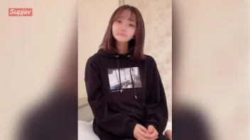 FC2-PPV-2373288 หนังAVไม่เซ็นเซอร์ เลียหีสาวหมวยแหวกแคมแหย่นิ้วลึก