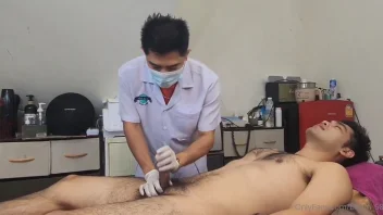 BOOM_58 พ่อเสือไบขัดจรวด หมอเย็ดสุดฟินบน ONLYFANS