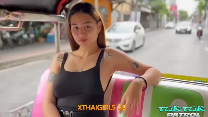 พาน้องพลอยล่อหีในโรงแรมกับ TUKTUKPATROL – PLOY หนังxxxไทยสุดเด็ด