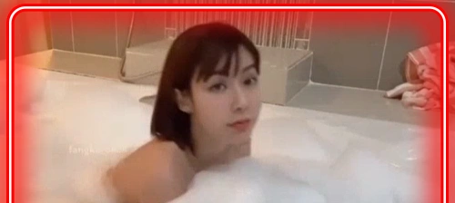 ฟางโกะ fangko_okok อวดหุ่นแซ่บในคลิปลับอาบน้ำสุดเร้าใจ