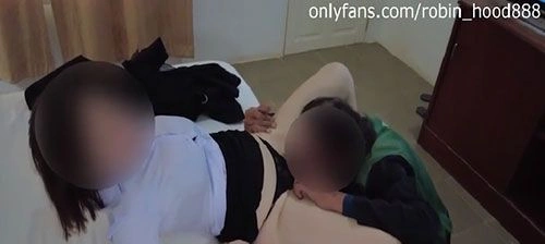 คลิปร้อน คุณหนูน้ำหวาน Onlyfans เลยโดนลุงตุ๊กๆเย็ดหี