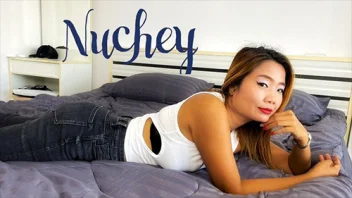 Nuchey หนังโป๊ไทย น้องนุชชี่เปิดซิงฝรั่ง เย็ดหีหวานจนน้ำแตกเต็มหน้า