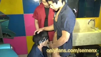 4KING คลิปหลุดเกย์ไทย จับรุ่นน้องเย็ดตูดบนฝากระโปรงรถ