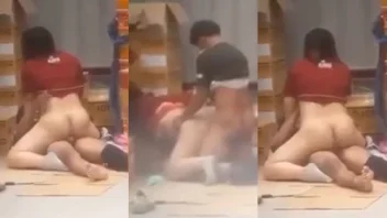 คลิปหลุดสาวเสื้อแดงแอบเย็ดเพื่อนในโกดังสต๊อกสินค้าพักเที่ยง