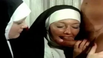 Color Climax NUN PORN แม่ชีรัสเซียโบราณขยี้หีสุดเสียว