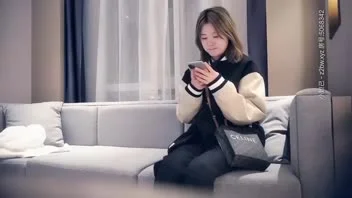 คลิปหลุดสาวไฮโซจีนโดนแทงหีท่าลิงอุ้มแตงในคอนโดหรู