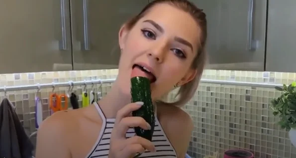 น้องเอวา EVA ELFIE ดาวรุ่งรัสเซีย TRUE AMATEURS แซ่บในครัวไม่หยุด