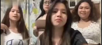 คลิปหลุด We Are The Jaboltv Girl ปาร์ตี้แตงโม5 นมใหญ่ยืนโชว์เซ็กซี่